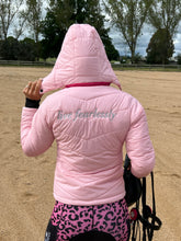 Laden Sie das Bild in den Galerie-Viewer, Extreme Jacke – BABY PINK