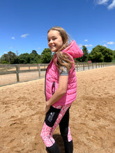 Laden Sie das Bild in den Galerie-Viewer, Steppweste für Kinder – BABY PINK